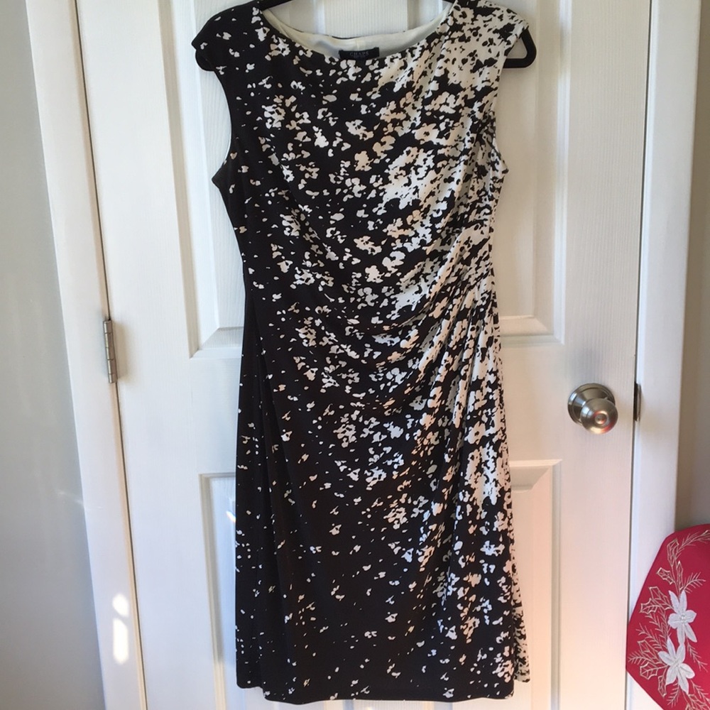 Black and white form fitting dress size large
